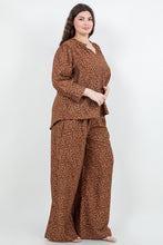 Load image into Gallery viewer, Band Collar Blouse With Smocked Sleeves
