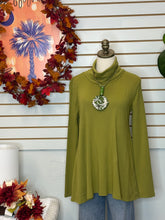 Load image into Gallery viewer, Patterson Blouse
