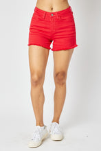 Load image into Gallery viewer, Judy Blue Mid Rise Garment Dyed gray Hem Shorts
