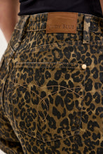 Load image into Gallery viewer, Judy Blue HW Cut Off Leopard Shorts
