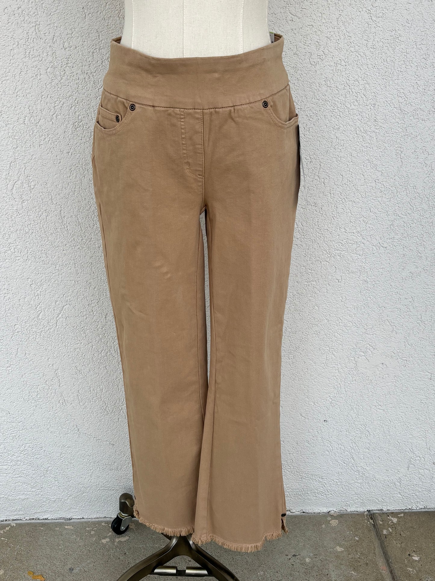 Pull On 5 Pocket Crop Pant