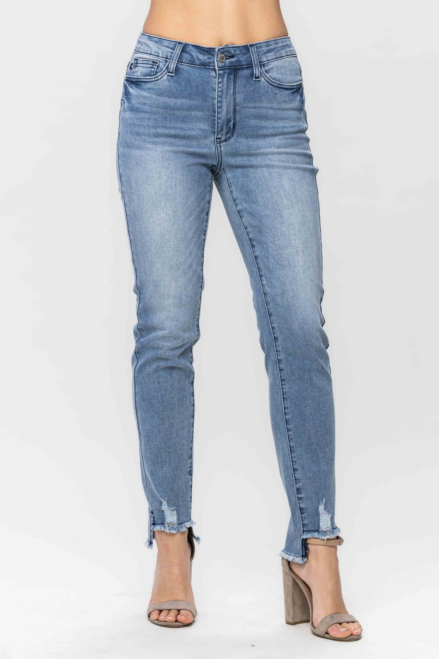 Judy Blue MID RISE Cool Denim Sustainable Relaxed Fit *FINAL SALE*