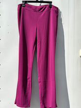 Load image into Gallery viewer, Eliza Cropped Pant *FINAL SALE*
