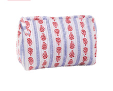Load image into Gallery viewer, Quilted Print Case
