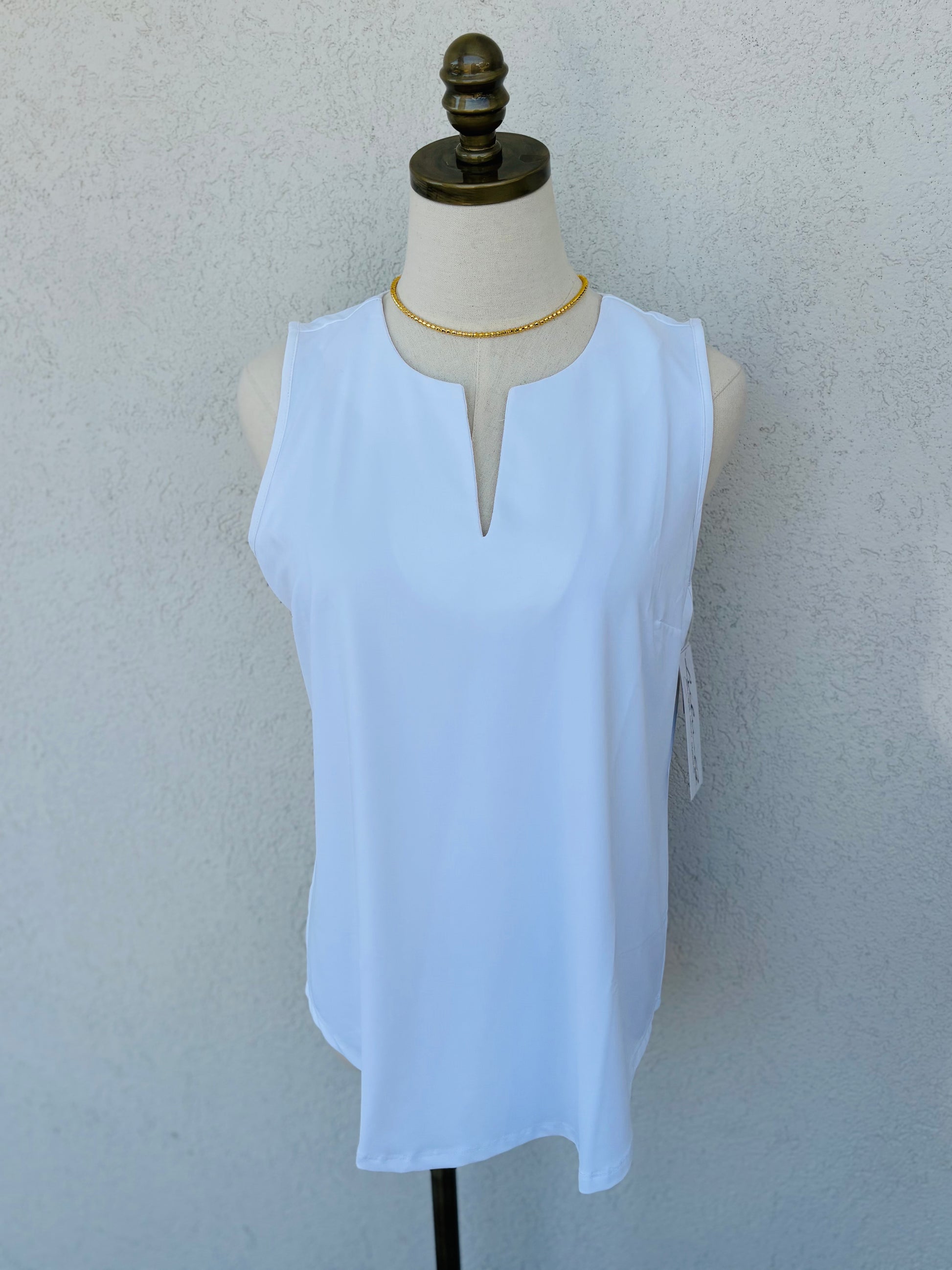 Sleeveless Key Hole Top