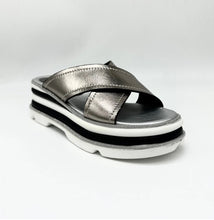 Load image into Gallery viewer, Cross Strap Sandal
