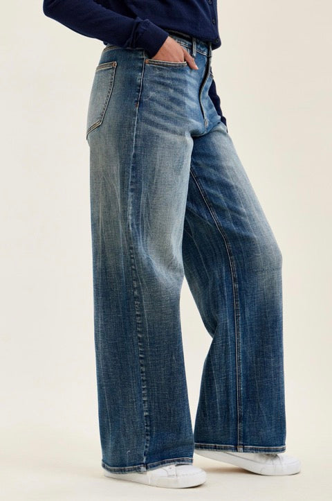 Judy Blue HW Wilhelmina Baggy MD Vintage Blast