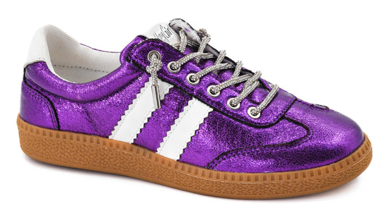 Heads Up Sneaker