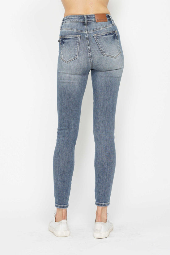 Judy Blue Tummy Control Contrast Wash Skinny *FINAL SALE*