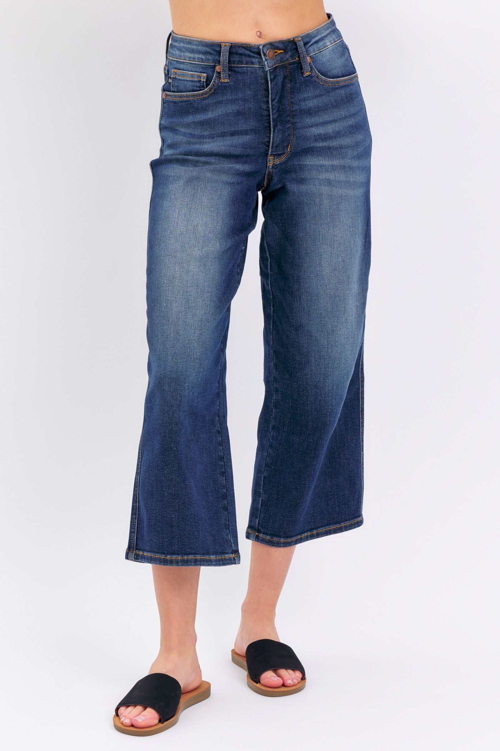 Judy Blue Mid Rise Tummy Control Crop Wide