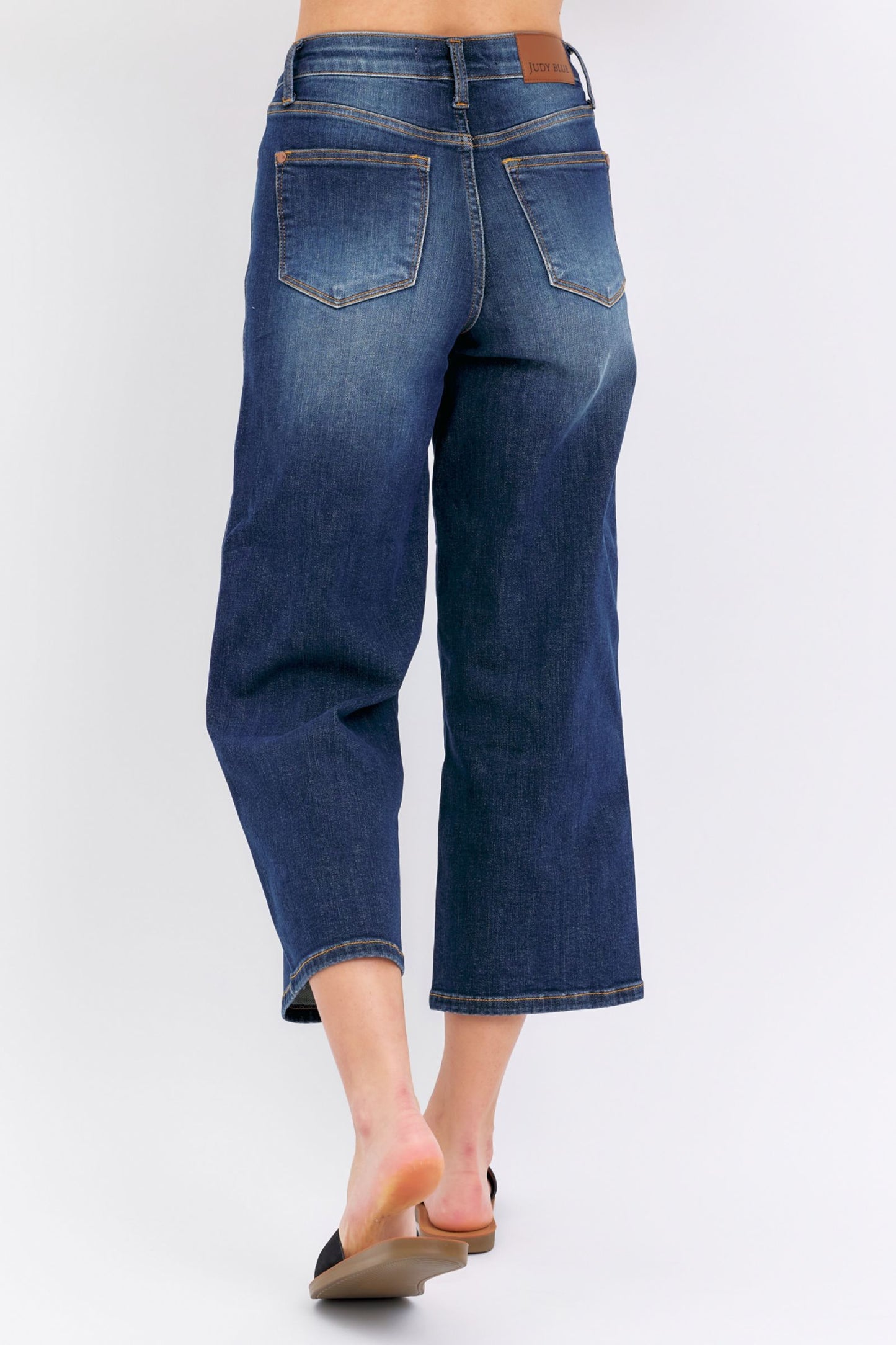 Judy Blue Mid Rise Tummy Control Crop Wide