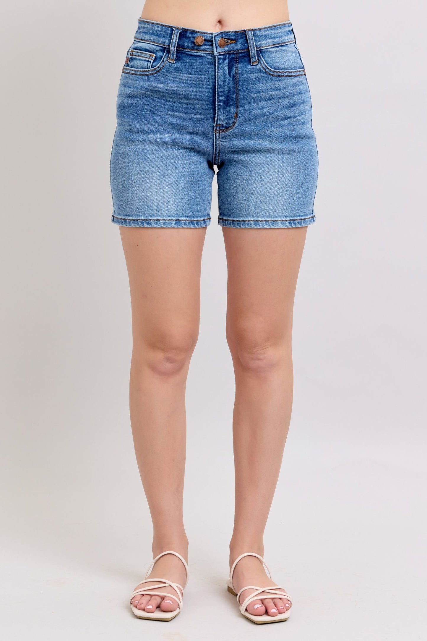 Judy Blue MD 2 Button Mid Length Dad Shorts *FINAL SALE*