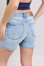 Load image into Gallery viewer, Judy Blue MR Vintage Wash Dad Shorts
