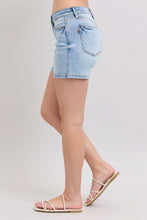 Load image into Gallery viewer, Judy Blue MR Vintage Wash Dad Shorts
