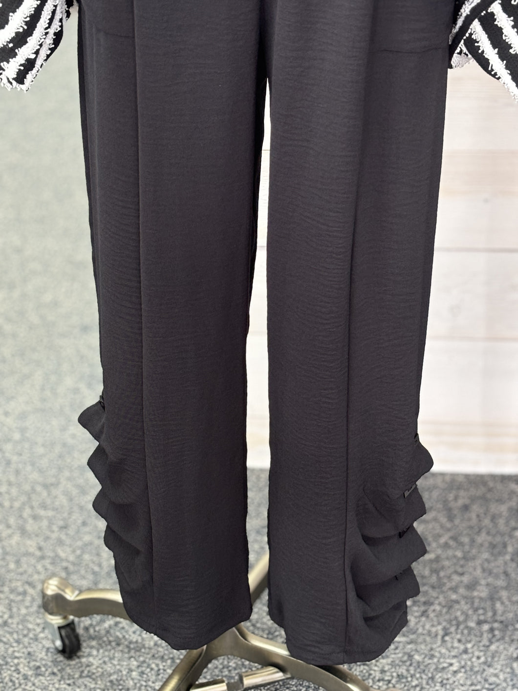 Air Flow Pleated Pant