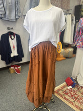 Load image into Gallery viewer, Oh My Gauze Guchi Pant

