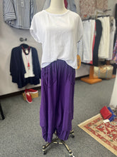 Load image into Gallery viewer, Oh My Gauze Guchi Pant
