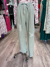 Load image into Gallery viewer, Linen Embroidered Pant

