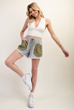 Load image into Gallery viewer, Great Timing Shorts
