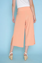 Load image into Gallery viewer, On The Go Wide Leg Capri
