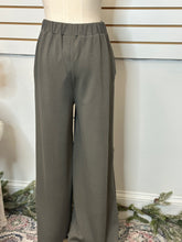 Load image into Gallery viewer, Dara Pant
