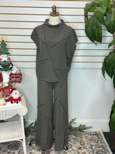 Load image into Gallery viewer, Ada Top
