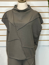 Load image into Gallery viewer, Ada Top
