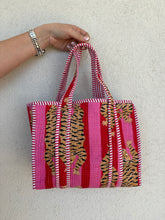 Load image into Gallery viewer, Quilted 12X10X5 Tote Bag
