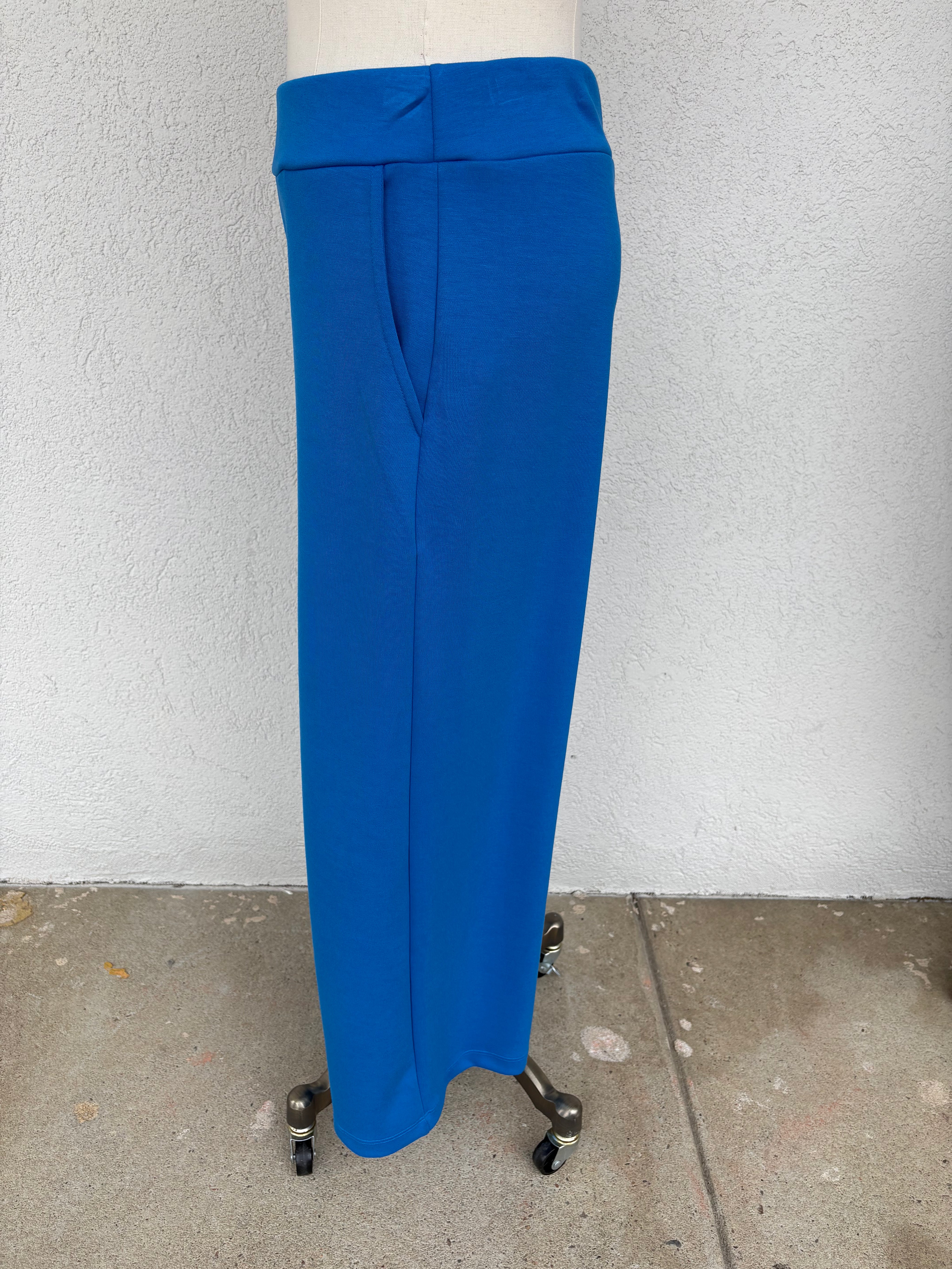 Rori Pant