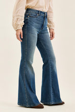 Load image into Gallery viewer, Judy Blue HW Jaqueline Flare
