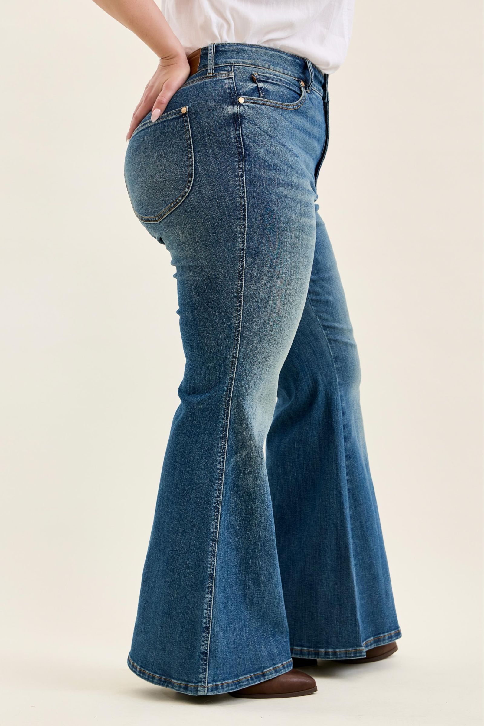 Judy Blue HW Jaqueline Flare