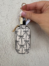 Load image into Gallery viewer, Portable Jewelry Case with Key Chain
