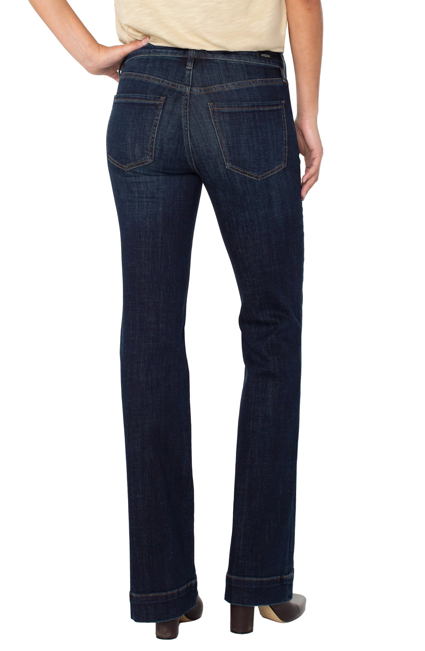 Lucy Bootcut Pant