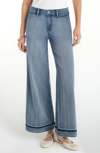 Load image into Gallery viewer, Super Stride Wide Leg With Shadow Cuff
