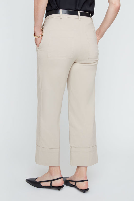 Sophisticate Cropped Trouser