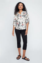 Load image into Gallery viewer, Butterfly Garden Breeze Blouse
