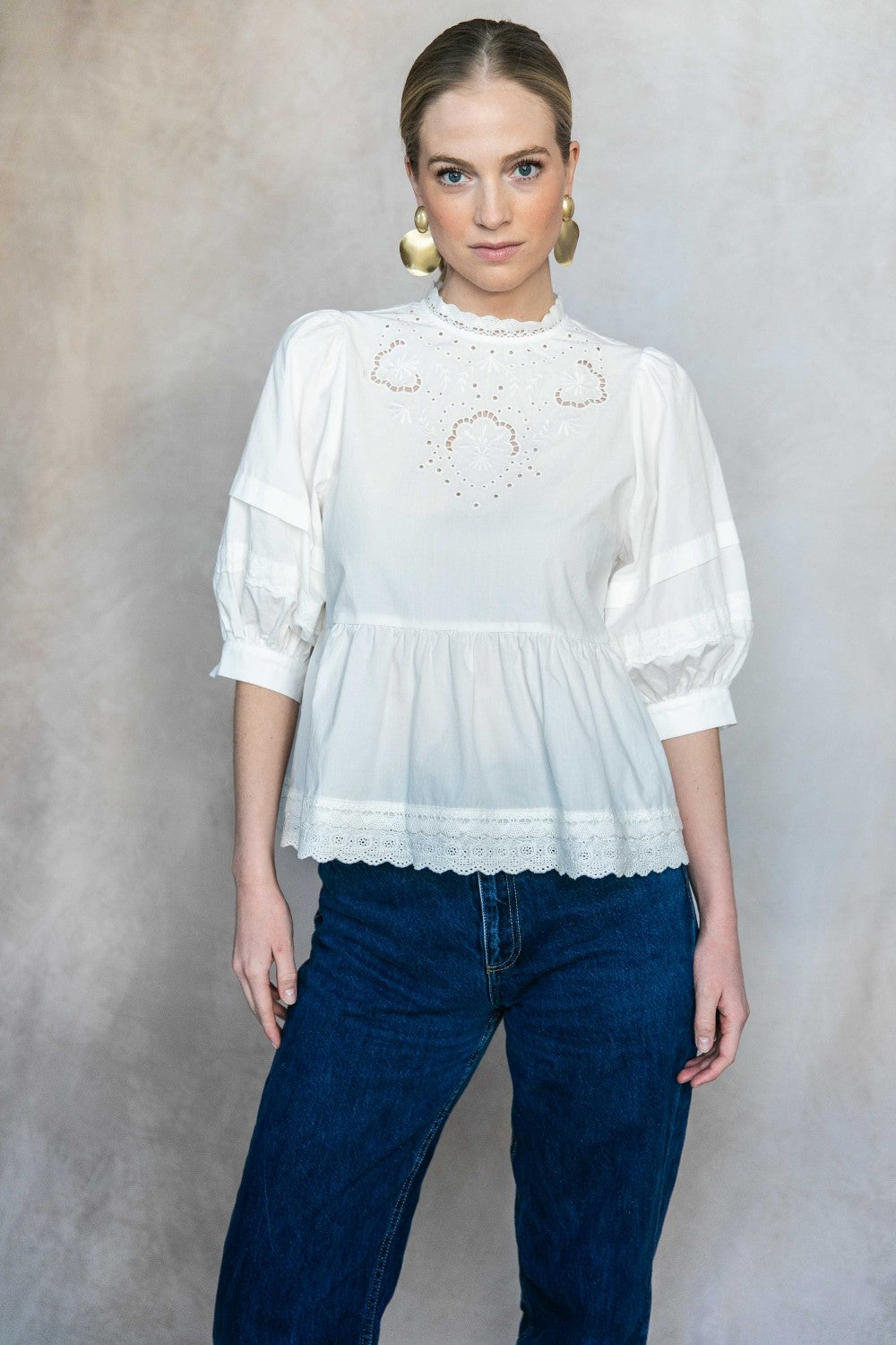 Eyelet Balloon Sleeve Blouse