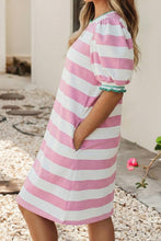 Load image into Gallery viewer, Stripe Contrast Trim  Puff Sleeve Shift Dress

