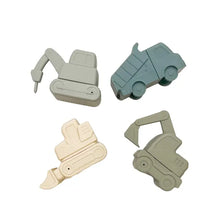 Load image into Gallery viewer, Grant’s Truck Water Toys
