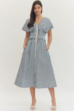 Load image into Gallery viewer, Love Link Dress
