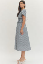 Load image into Gallery viewer, Love Link Dress
