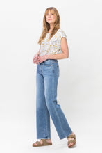 Load image into Gallery viewer, Judy Blue Mid Rise Vintage Washed Wide Leg
