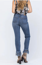 Load image into Gallery viewer, Judy Blue High Waist Relaxed Fit With Hem Fray Jean
