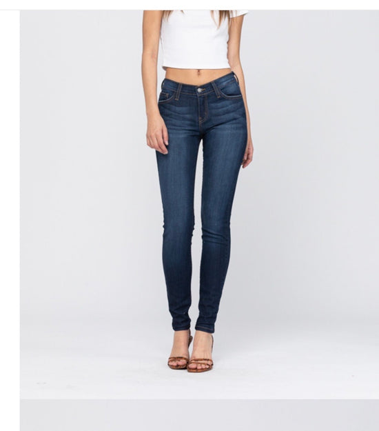 Judy Blue Dark Wash Super Stretchy & Soft Non Distressed Rayon Skinny