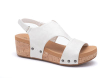 Load image into Gallery viewer, Corkys Refreshing Sandal
