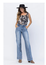 Load image into Gallery viewer, Judy Blue Mid Rise Wide Hem Wide Leg
