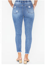 Load image into Gallery viewer, YMI High Rise Ankle Joggers
