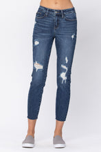 Load image into Gallery viewer, Judy Blue Mid Rose Vintage Cut Off Relaxed Fit Jeans

