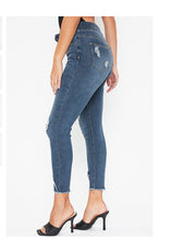 Load image into Gallery viewer, YMI High Rise Ankle Joggers
