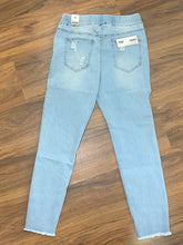 Load image into Gallery viewer, YMI High Rise Ankle Joggers
